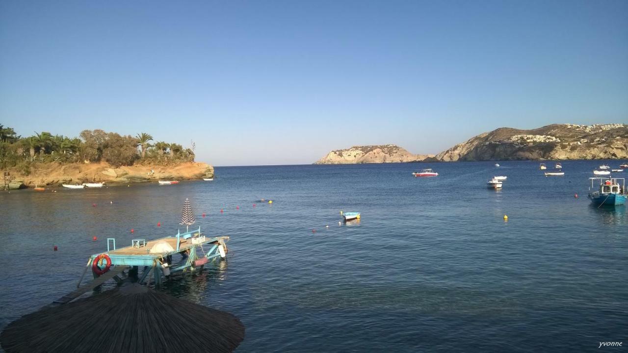 Komissa΄S Beach House Agia Pelagia  Exterior photo