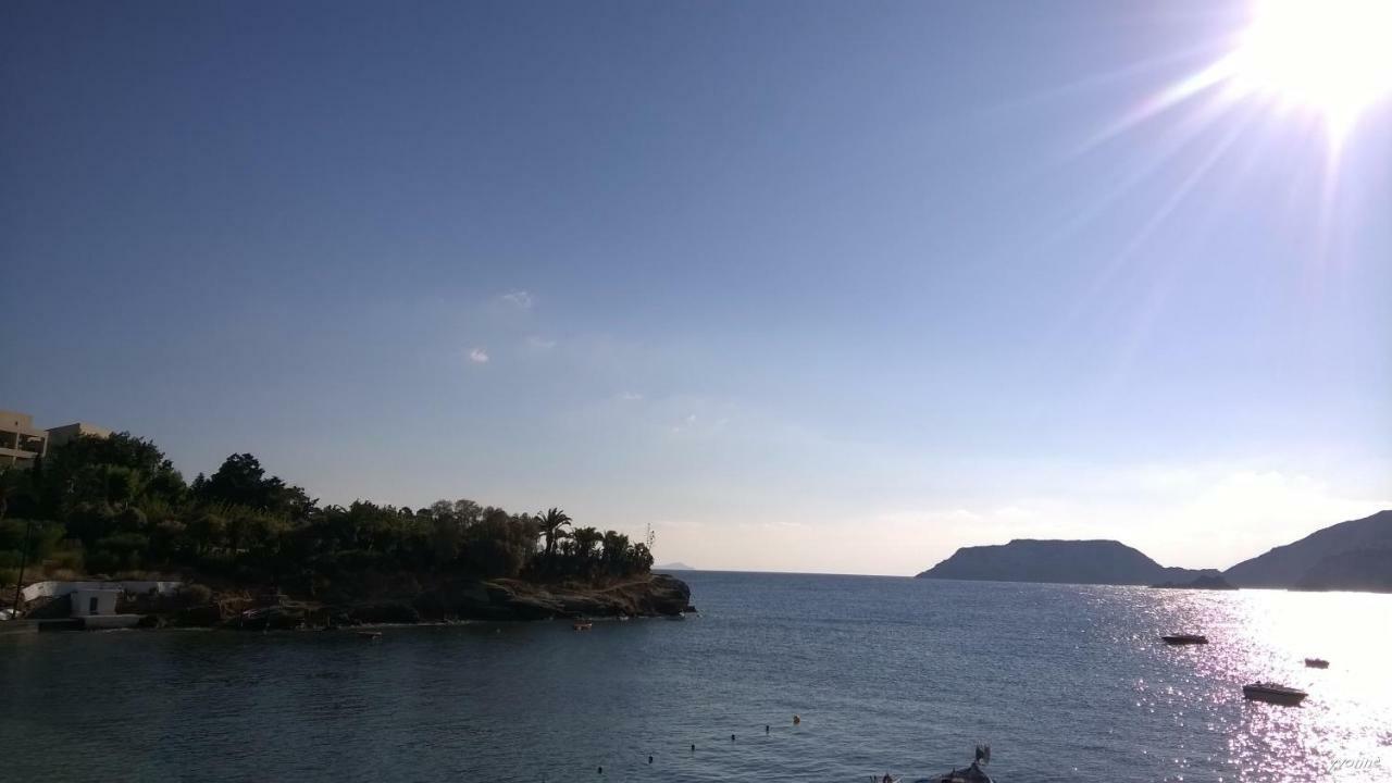 Komissa΄S Beach House Agia Pelagia  Exterior photo
